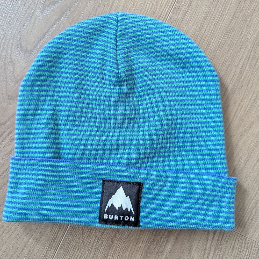 Like New ✨ Burton Kids' Recycled Stripe Beanie